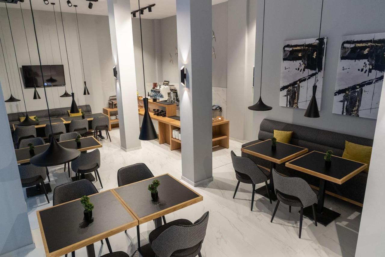 Grand Port Suites Tesalonika Bagian luar foto